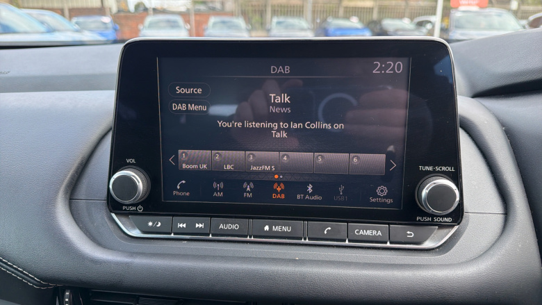 Nissan Qashqai 1.3 DiG-T MH 158 Acenta Premium 5dr Xtronic Petrol Hatchback